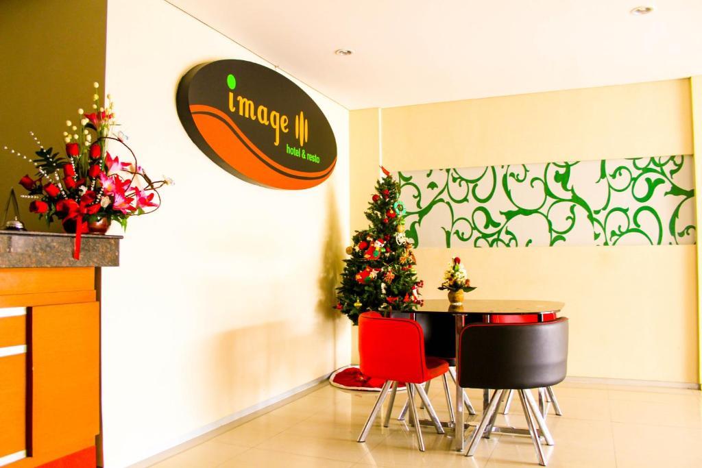 Image Hotel And Resto Bandung Exterior photo